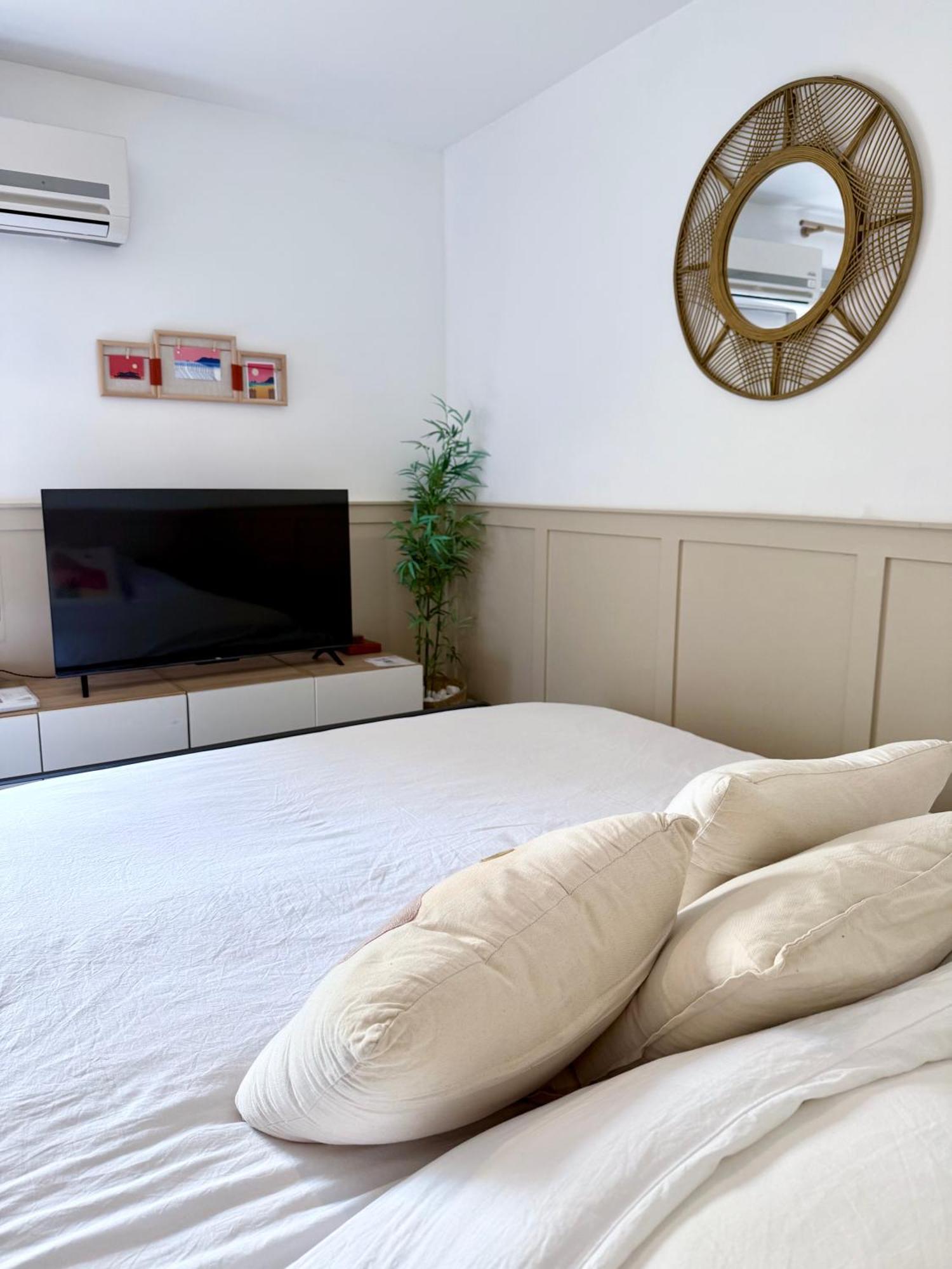 Appart Cosy, Piscine, Clim, Parking Prive - Proche Plage - Arrivee Autonome - Lit Queen Size 라센느쉬르메르 외부 사진